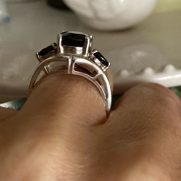 Sapphire silver ring - Picture 4 of 7